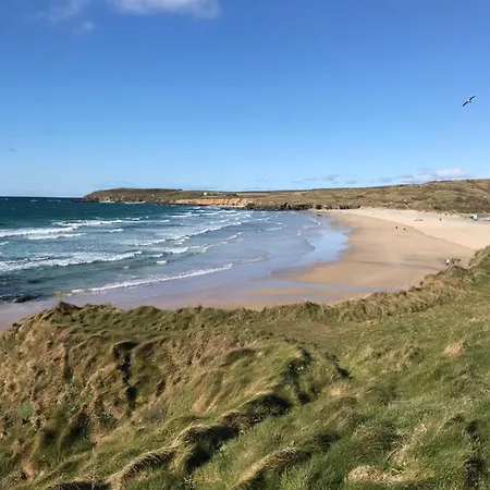 Holiday Chalet At Sands In Cornwall Gwithian